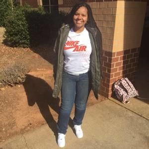 Meet your Posher, Daisha